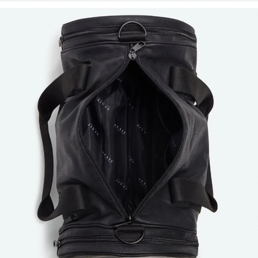 NWOT STATE Felix black duffle bag